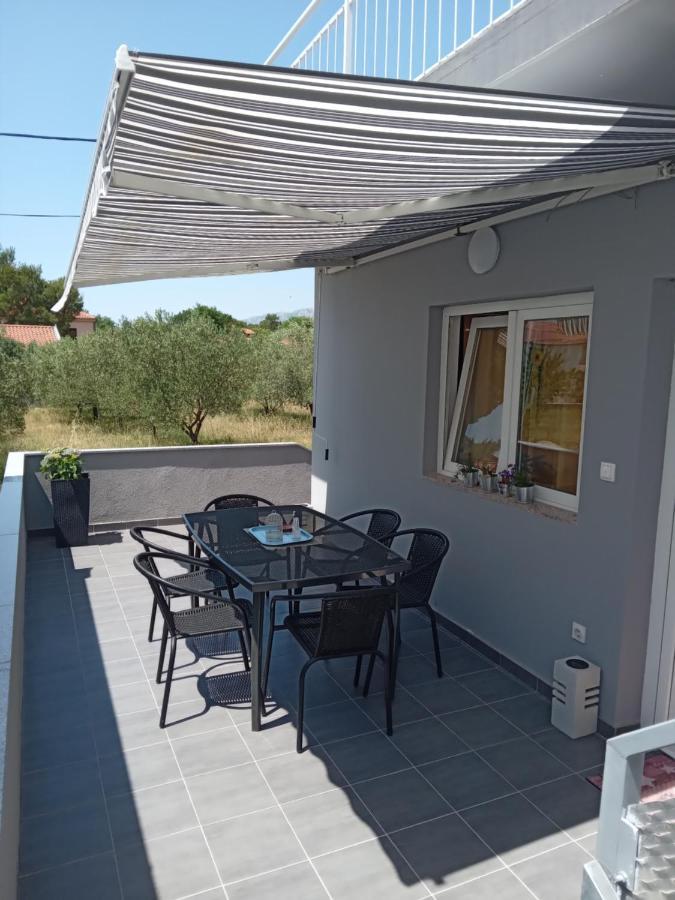 Holiday House Lara Starigrad Paklenica Exterior photo